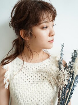 イーズ(e's) 大人こなれダウンアレンジ☆【佐久間】