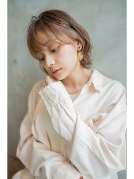 ブエナビスタ(BUENA VISTA) ☆BUENAVISTA☆ミディアムウルフ/ミルクティーベージュ/イルミナ