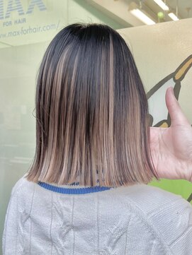 マックス フォー ヘアー(MAX FOR HAIR) 【デザインカラー】外ハネボブ×高めインナーカラー