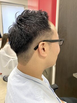 ヌーベルバレ(Nouvelle Vallee) メンズカット/フェード/刈り上げ/ビジネススタイル/ツーブロック