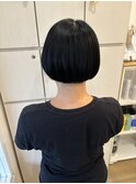 切りっぱなしボブ×ダークブラウンカラー