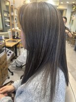 グラッシー センター北店(GLASSI)&nbsp;【白髪ぼかしハイライト】ナチュラルコントラストグレージュ