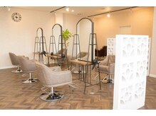 【磐田・富丘】ツヤ感を意識しながらデザインカラー＆透明感カラー＊《and MORE》～アンドモア～