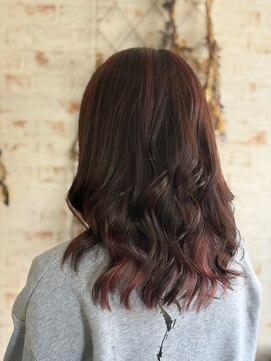 アカイトビラ ヘアケアサロン(AKAI TOBIRA Hair Care Salon) インナー×ピンク