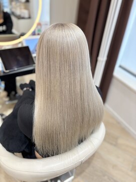 アーチバイケンジ(arch by kenje) ホワイトベージュ/ロングヘア/平塚美容室/ブリーチカラー