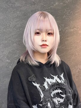 ニュイ 新宿(Nuit) ホワパウルフ