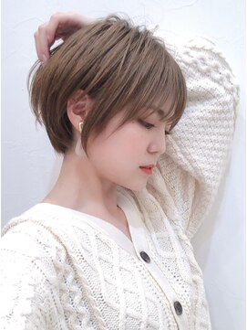 トゥーナ 表参道(tona) 【to/na】宮崎えりな 20代30代40代50代小顔マッシュショート