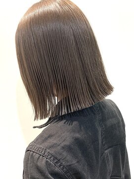 レーヴバイロンド 仙台(Reve by Lond) 仙台ボブイメチェンホワイトブロンド外ハネボブ美髪ワイドバング