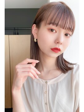 フュチュールヘアー(futur hair) ナチュラルストレートstyle