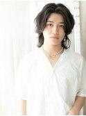 4かき上げバングのエアリー脱力系ミディウルフヘアA越谷