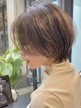 ビュー フクオカ(VIEW FUKUOKA) モードに大人可愛いダークアッシュイメチェンショートボブ