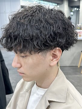 フィフス 渋谷(fifth) メンズマッシュ波巻きスパイラルパーマツイストスパイラルパーマ