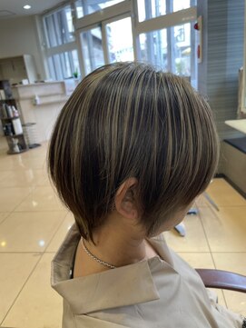 ヘアーズ ベリー 小林店(hairs BERRY) ショートヴァレイヤージュ