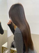 シュヴーブリヤン(cheveux brillants)&nbsp;【美髪縮毛矯正で再現性100%】美髪ロングヘアは後ろ姿に色気を