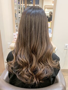 アルターリール(aL ter Rire) メルティカラー/フェミニンロング/似合わせカット/福原遼華