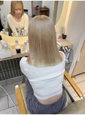 ハイトーン ブロンドベージュ ブリーチ  切りっぱなし 横浜★