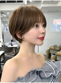 刈り上げショート　韓国風巻き　小顔ショート