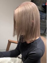 リヴゴーシュ(rive gauche)&nbsp;【ブリーチ×ダブルカラー】レイヤーカット・ショート・ボブも◎