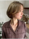 前髪なし大人ベージュカラー丸みショートボブヘア♪