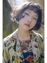 エヌイー(ne' by MAULOA) ボブにフェザーパーマ