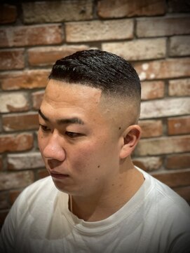 ヒロギンザ 六本木店(HIRO GINZA) アイロンパーマ×スキンフェード