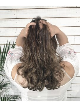ビーヘアサロン(Beee hair salon) グラデーション×アッシュベージュ