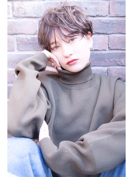 エイミー(Aimee) Aimee 無造作ショート×アッシュブラウン