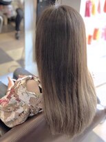 トゥエンティーフォー(24)&nbsp;最新プルエクステで叶えるサラサラストレートヘア