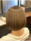 〈Meret〉伸ばしかけショートボブ×カーキベージュ
