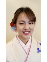 ループ ヘアー(LOOPhair) 成人式のスタイル