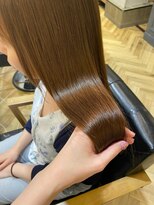 アルーシェ 平井(Alushe)&nbsp;Aujuaトリートメント『Ａｌｕｓｈｅ平井』