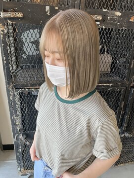 ブービー(BOOBEE) ホワイトベージュ