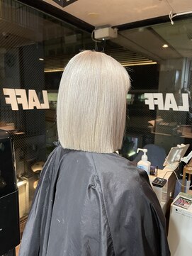 ラフ 難波店(LAFF) #黒髪#ボブルフ#ネビージュ#小顔#ワンレン