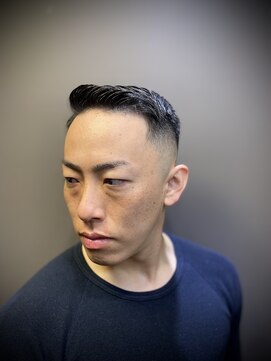 ヒロギンザ 新橋銀座口店(HIRO GINZA) 7：3フェードスタイル