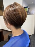 耳掛けショートボブ