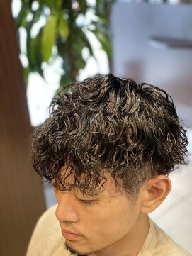 ヘアーモードキクチ 神田日銀通り店 神田スパイラル