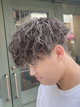 マーシュ(marshu) men's style  ツイスパ×ハイライトカラー