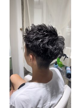 ミリ(milli Produce by ITAKURA) 刈り上げスパイキーショート