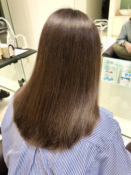 スリーヘアーデザインズ(Three Hair Designs) a