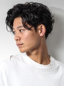 グラシアス(gracias)の写真/・カット¥2500-・ハンサムなメンズカット ・こだわりのバーバースタイル ・フェード/パーマ ・西宮北口