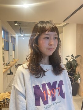 ジジ(jiji) パーマののこりでゆるっと