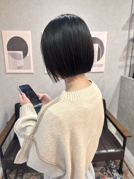 バートランド 白楽(Bertland) 島田/ミニボブ 黒髪ボブ 白楽 髪質改善 縮毛矯正 就活 大人