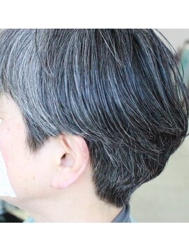 エクスペリエンス(experience) ナチュラルショート