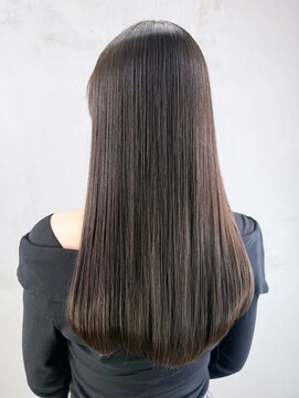 アイティーバイアルバム 松戸店(IT by ALBUM) ロング美髪韓国ヘアおくれ毛前髪カット_ba540031