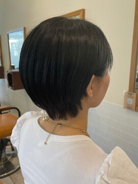 クラップス オル 金沢八景(CLAPS Ore) 金沢八景ショートボブ丸みショートイルミナカラー顔周りレイヤー