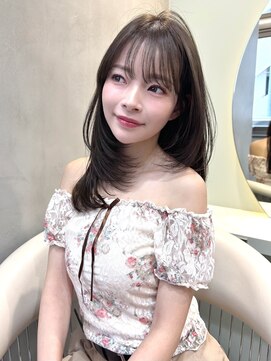 グロー 大宮(GLROW) くびれ巻き　レイヤーカット　ハイレイヤー　顔まわり