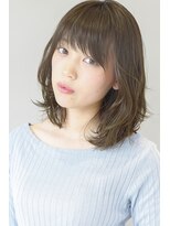 ラミ(L'ami)&nbsp;☆ グレージュ ＆ 毛束感 ☆ ひし形シルエット斜めバング ♪