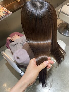 チェスター(CHESTER) うるツヤロング