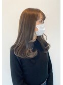 ミルキーベージュ　ハイ透明感カラー　ロングレイヤー