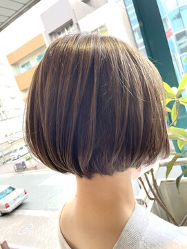 モア 下通店(MORE) ショートボブ